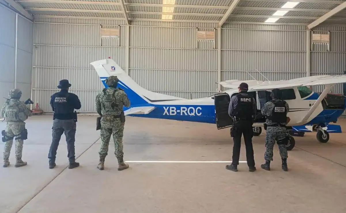 Imagen editorial de apoyo para la nota: Aseguran aeronave, cocaína y vehículos en Mexicali durante golpe de cinco millones de pesos