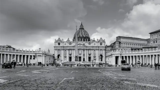 Vista de la galería con obras de la exposición de Ulises Verde