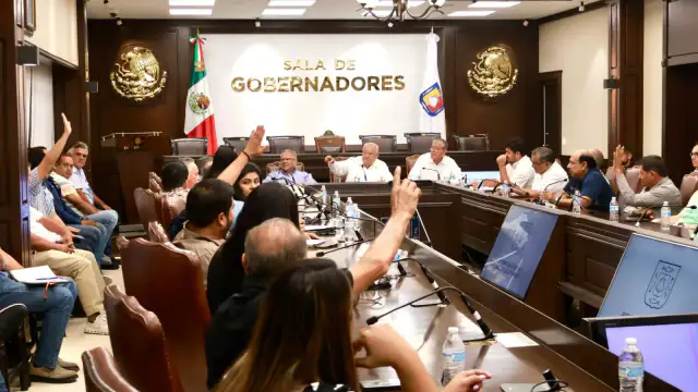 Viviendas dañadas por incendio en oasis de Comondú, Baja California Sur