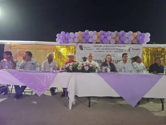Graduación de alumnos de primaria en ejido Francisco Medrano, Tula, Tamaulipas
