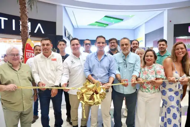Estudiantes presentan proyectos en Feria Educativa IUM 2026 en Los Cabos
