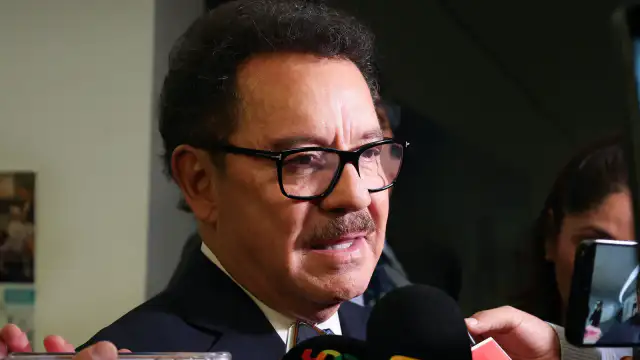Legisladores durante una sesión en el Senado de la República