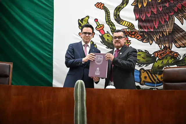 Entrega del quinto informe de gobierno en el Congreso de Zacatecas