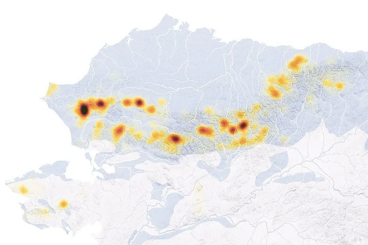 Alerta en el Ártico: más de 200 ríos en Alaska se pintan de naranja por deshielo