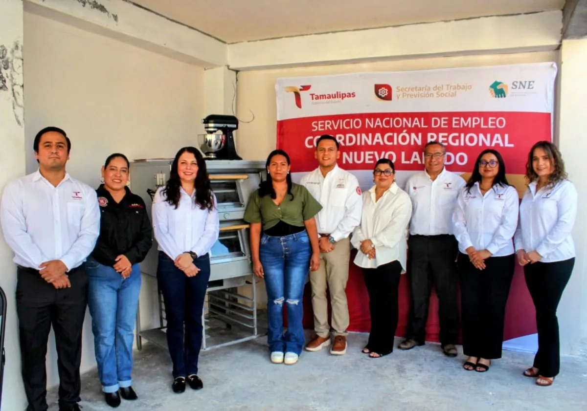 Apoya STPS a emprendedoras de repostería en Nuevo Laredo con hornos y batidoras