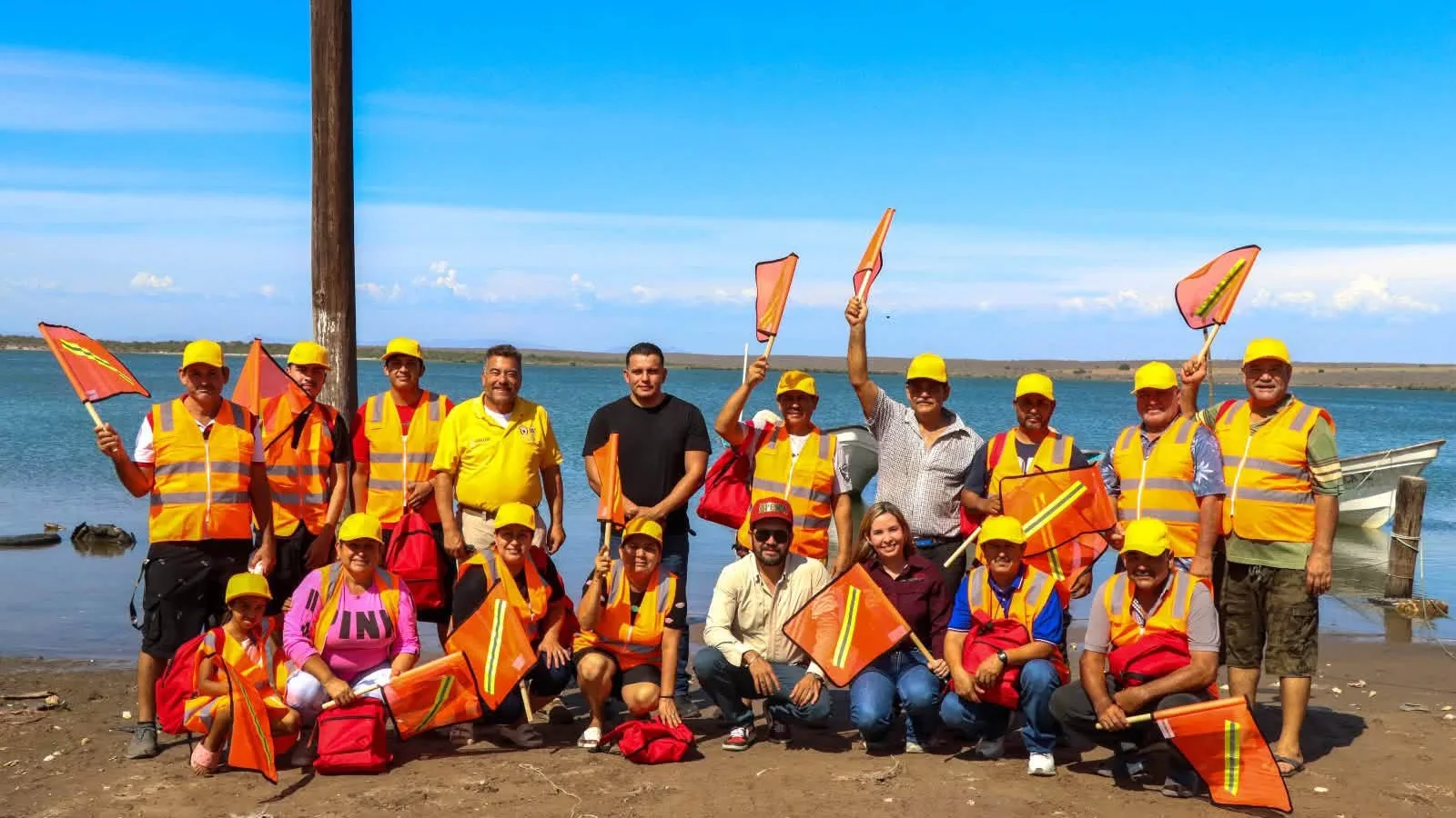 Capacitan a pescadores de Sinaloa en primeros auxilios y protección civil
