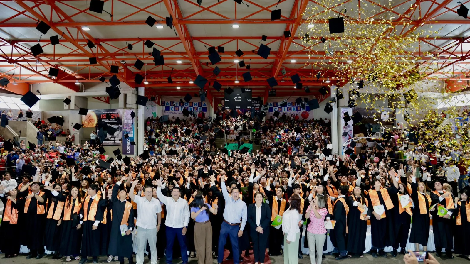 CECyTEBCS gradúa a más de 3 mil alumnos en BCS; destacan nuevas carreras técnicas
