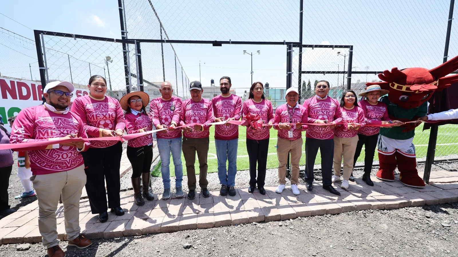 Chimalhuacán inaugura cancha de fútbol 5 dentro del programa de espacios deportivos