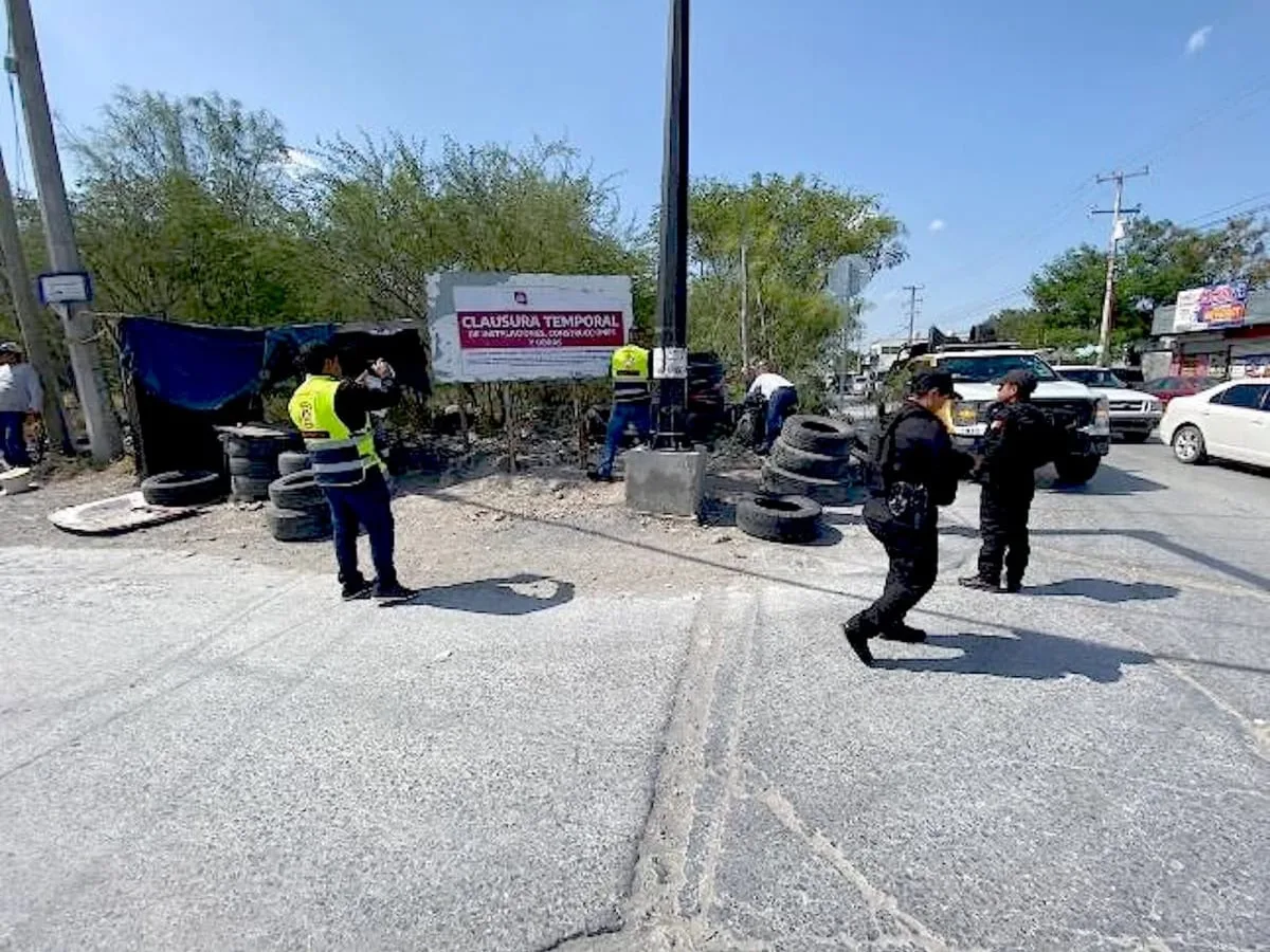Clausuran predio con llantas en Reynosa para prevenir incendios y enfermedades