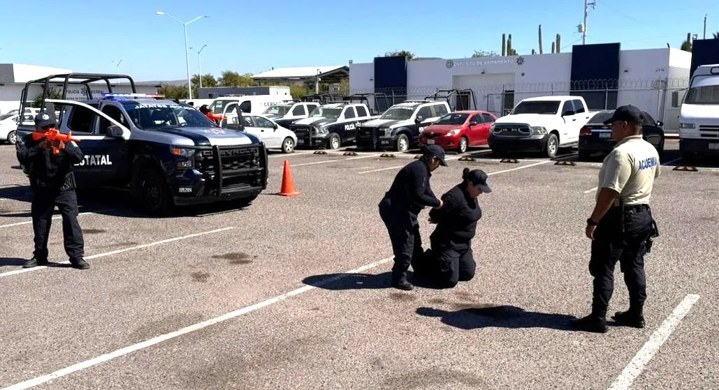 Evalúan competencias básicas de 395 policías municipales en BCS para certificación