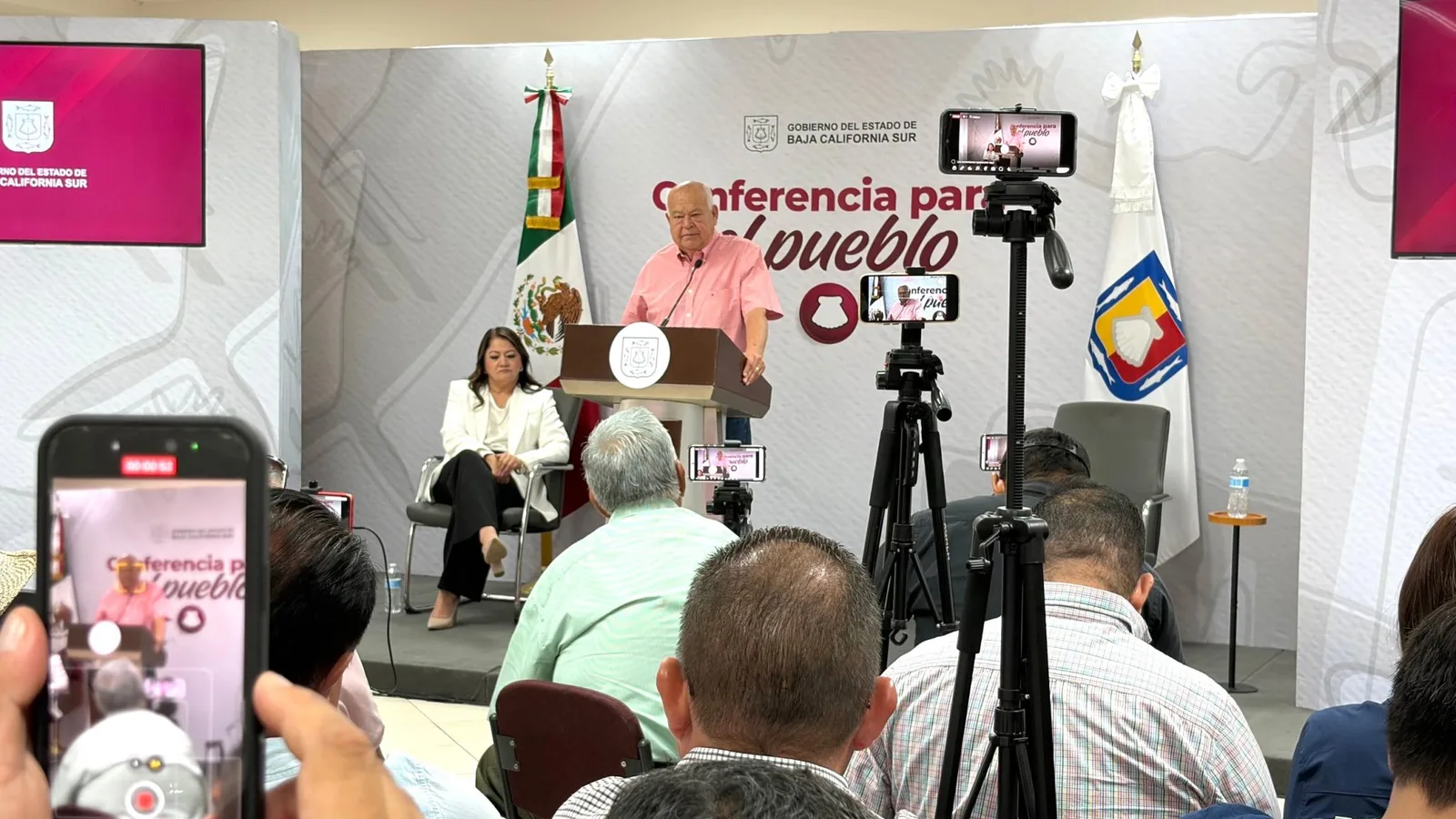 Gobernador de BCS destaca transparencia y contraloría social en casi cinco años de gestión