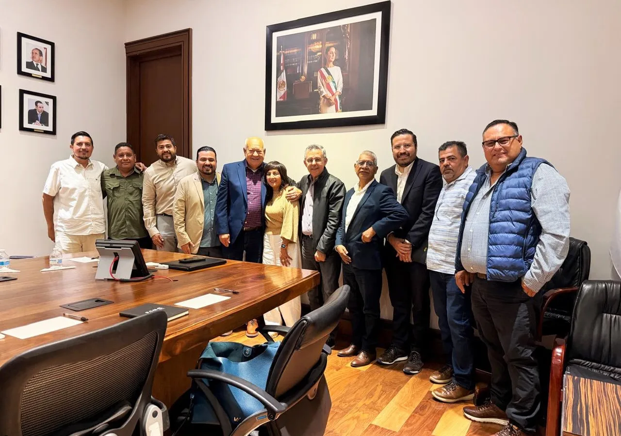 Gobernador de BCS y autoridades federales buscan ordenar transporte en la entidad