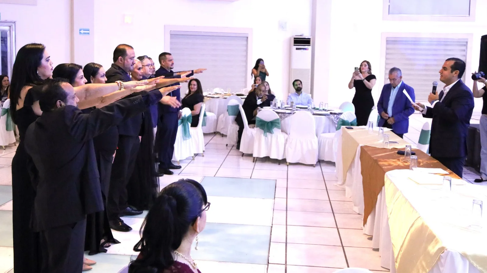 Gobierno de BCS refrenda alianza con abogados en relevo directivo del Colegio