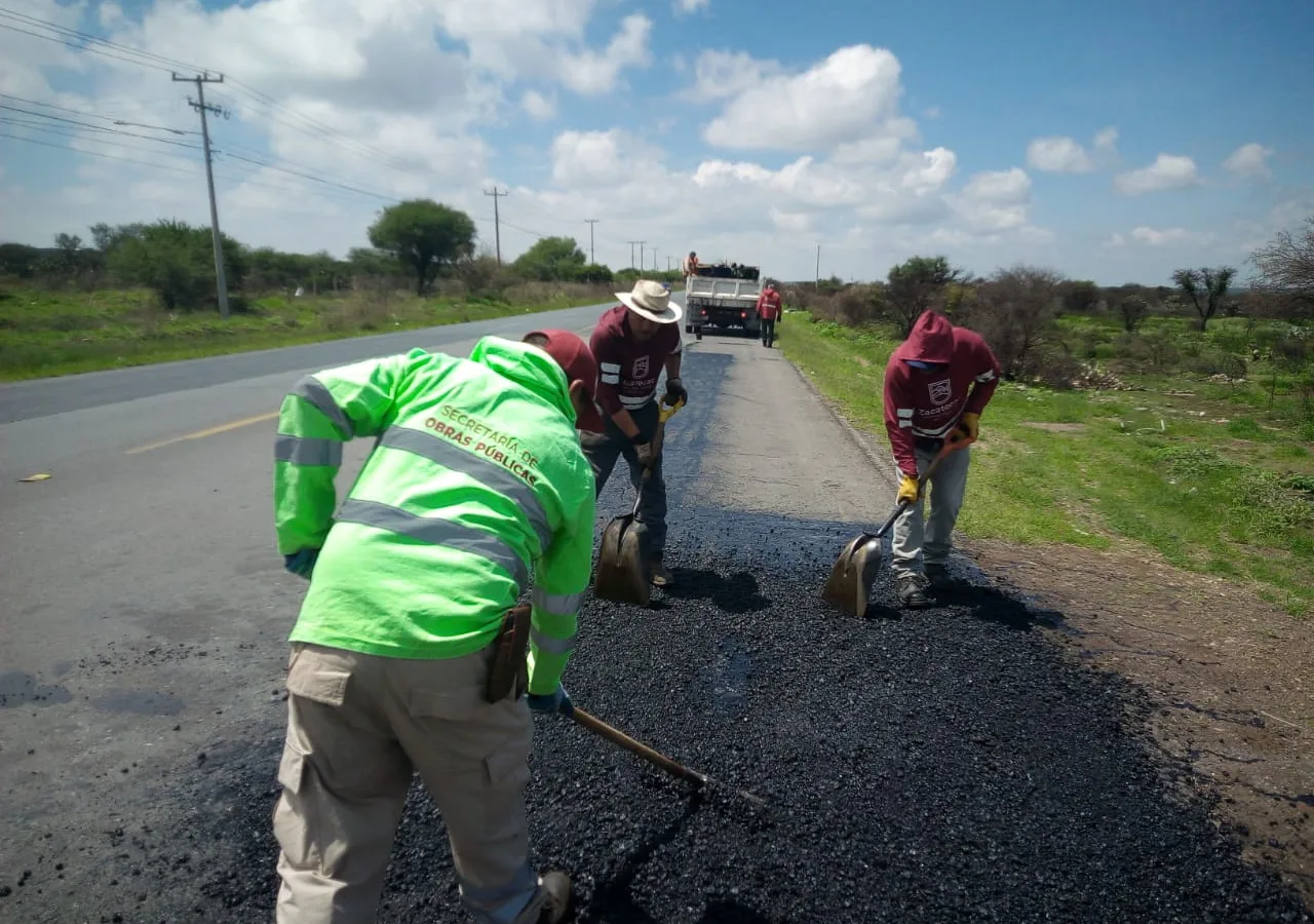 Gobierno de Zacatecas refuerza conservación de tramo carretero clave en la zona conurbada