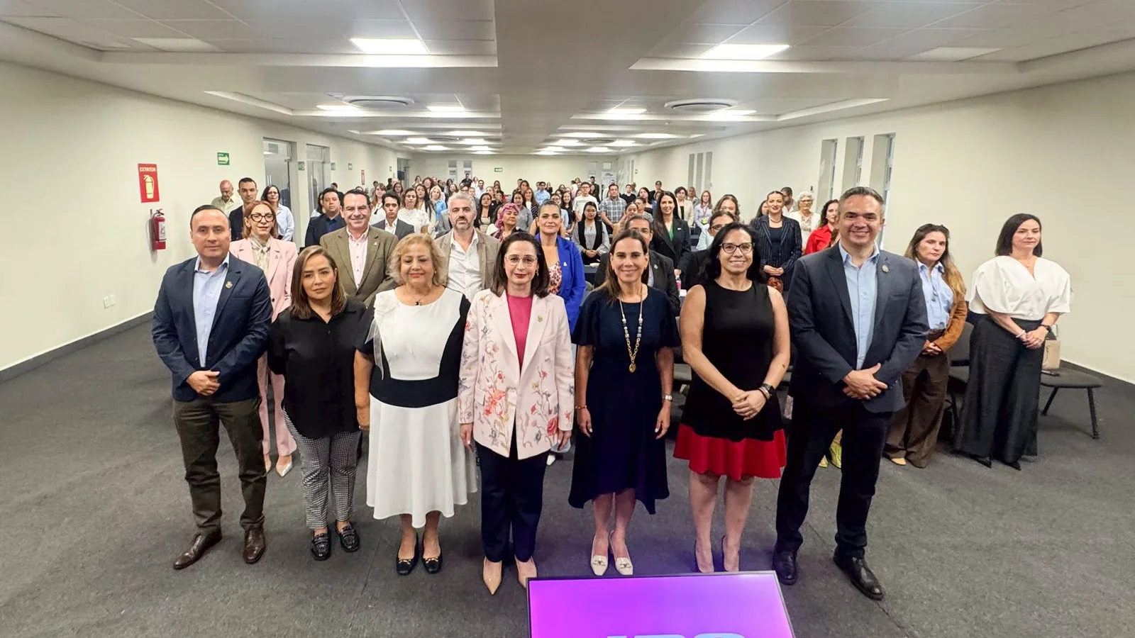 Guanajuato impulsa liderazgo femenino en electrónica con microcredenciales