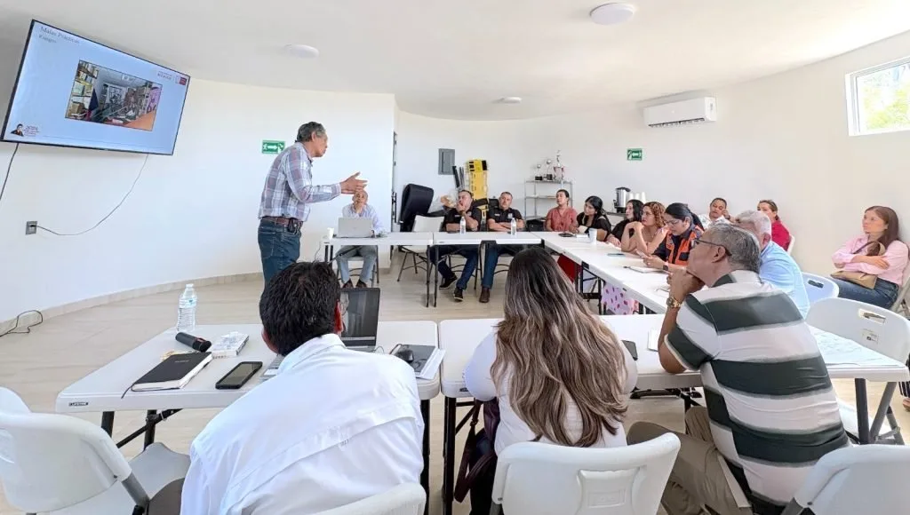Implementan capacitación en gestión documental para 30 servidores públicos en Los Cabos