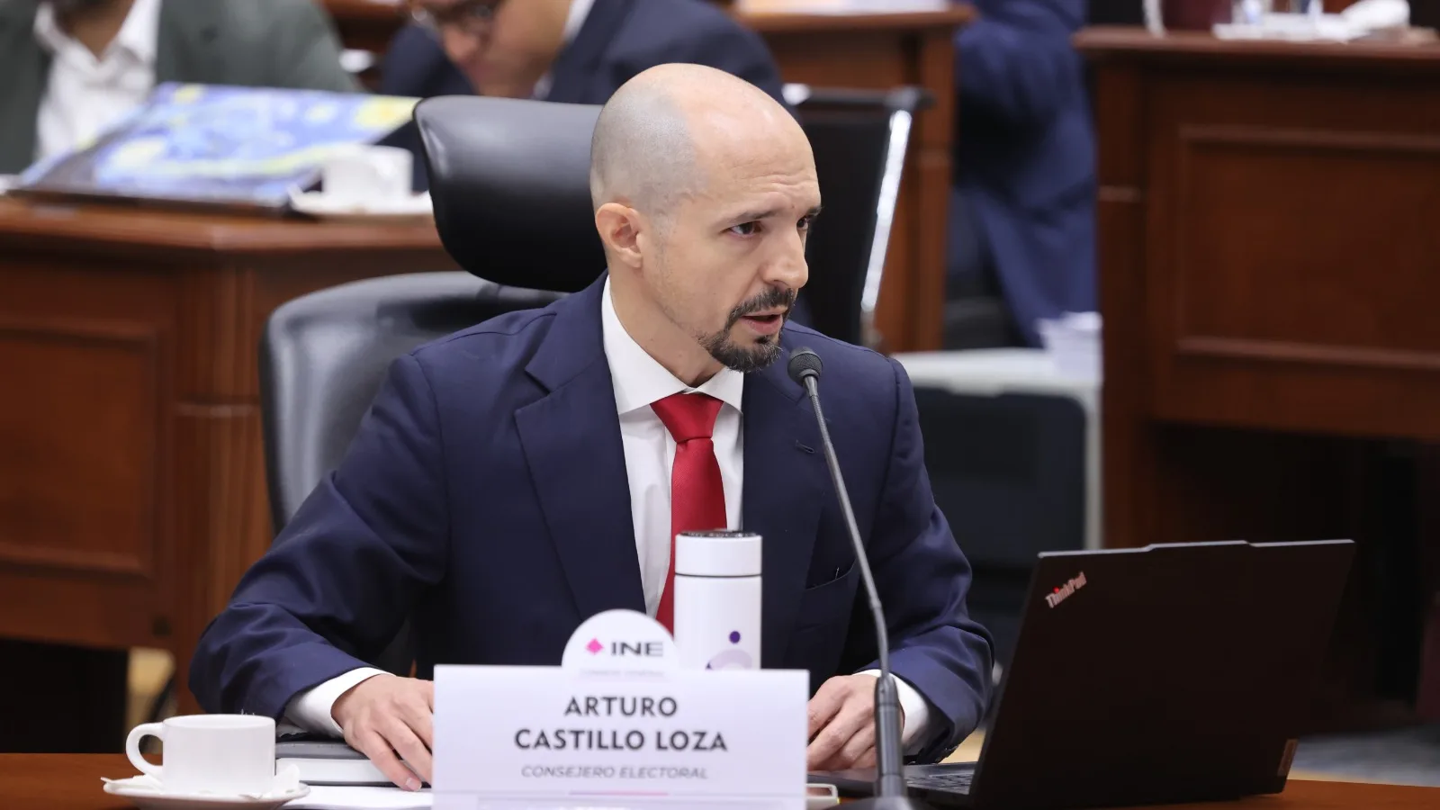 INE exige a agrupaciones políticas transparencia total en su registro y datos