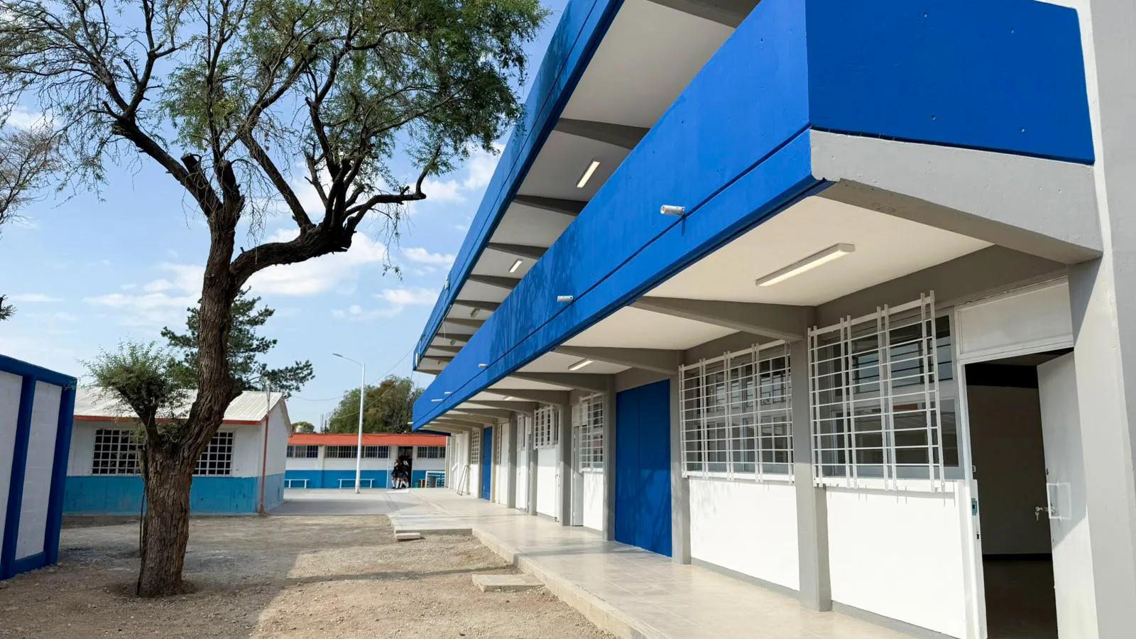 Invierten 7.3 mdp en ampliación de plantel del SABES en León para mejorar espacios educativos