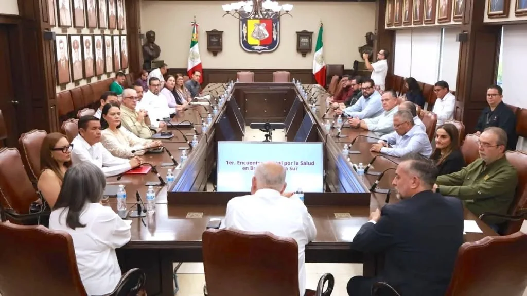 Los Cabos plantea rezagos en salud pública durante encuentro estatal