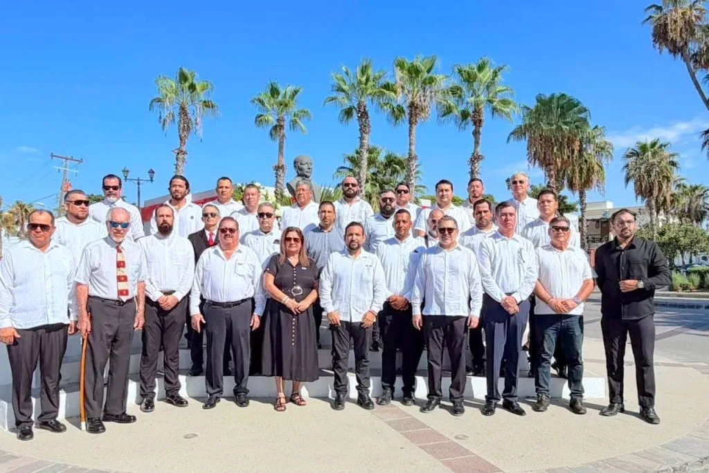 Los Cabos rinde homenaje a Benito Juárez en el 154 aniversario de su muerte
