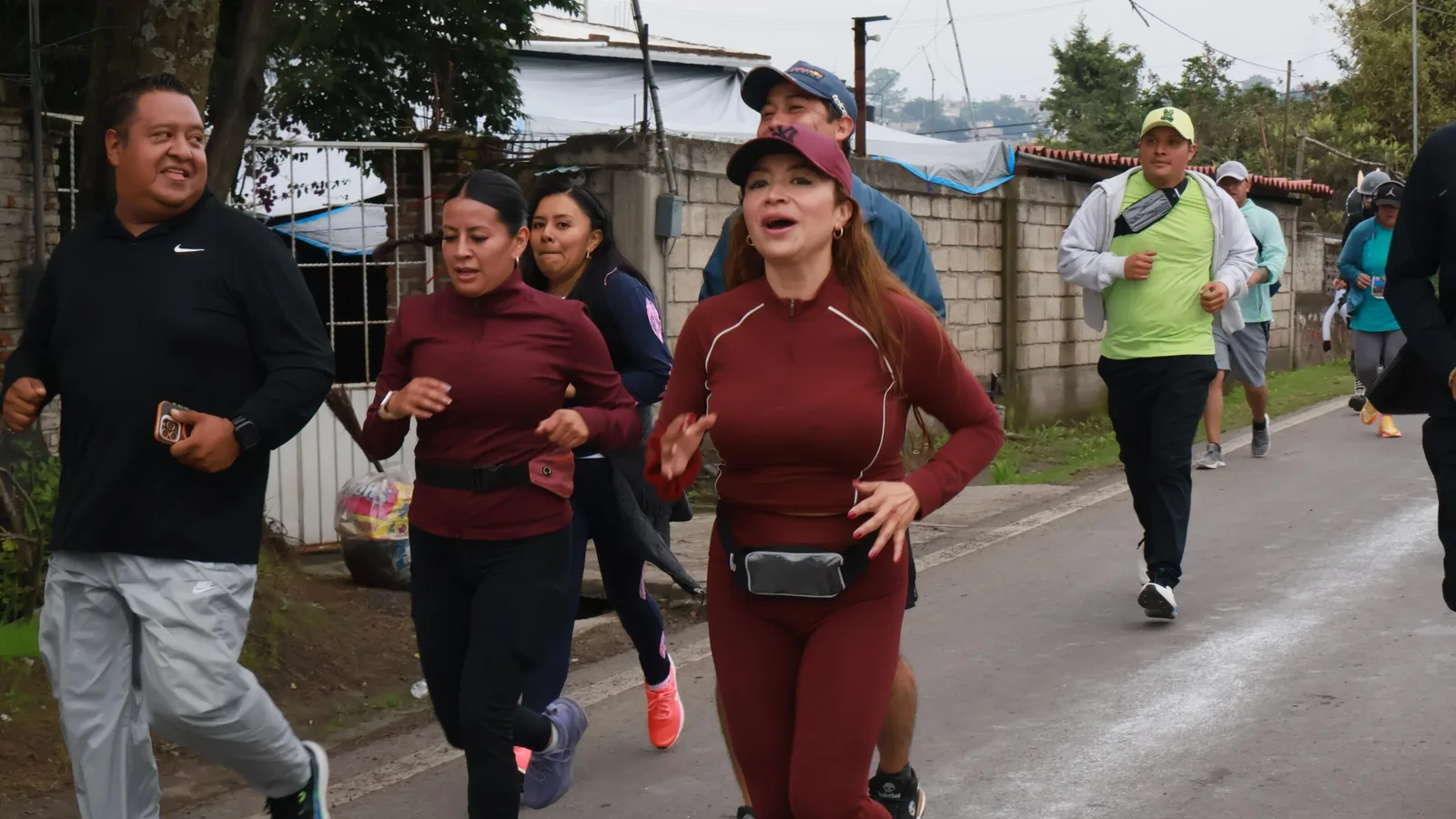 Más de mil corredores participan en carrera atlética de Nicolás Romero