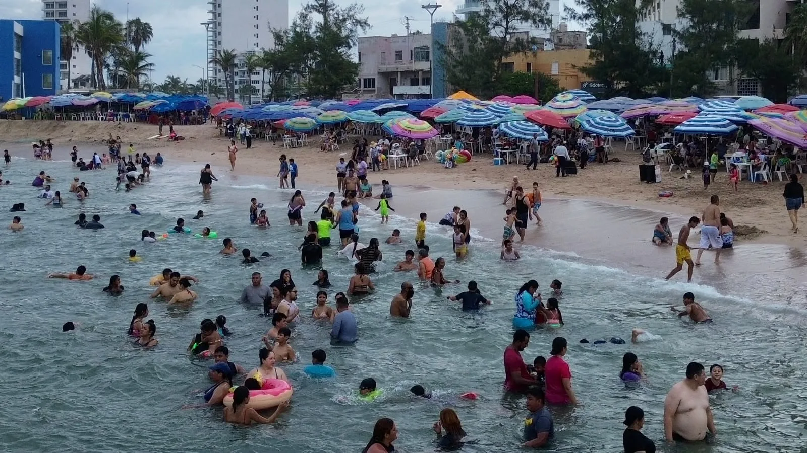 Mazatlán supera expectativas turísticas con más de 1.4 millones de visitantes en verano