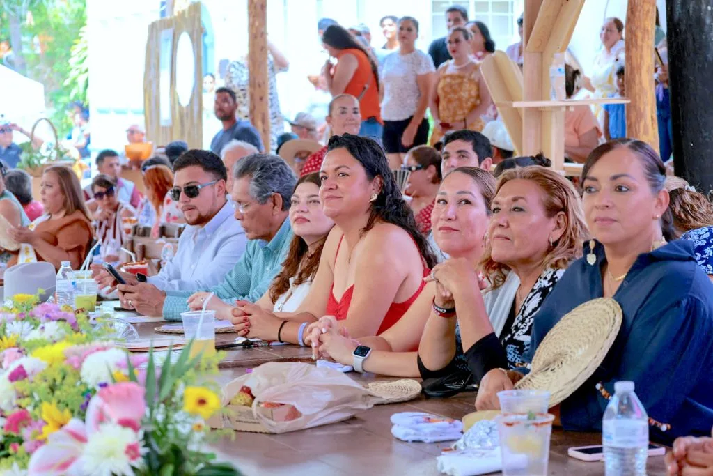 Miraflores recibe título de Pueblo Histórico durante la Fiesta de la Pitahaya 2026