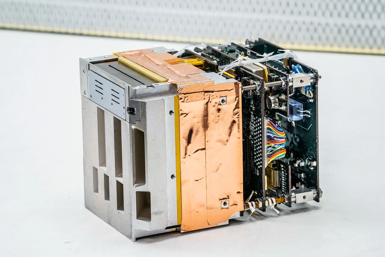 Nuevo instrumento compacto permitirá medir partículas energéticas en CubeSats