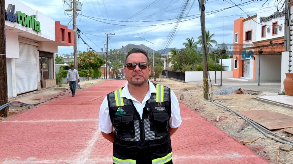 Pavimentación de calle Zaragoza en San José del Cabo alcanza 69% de avance