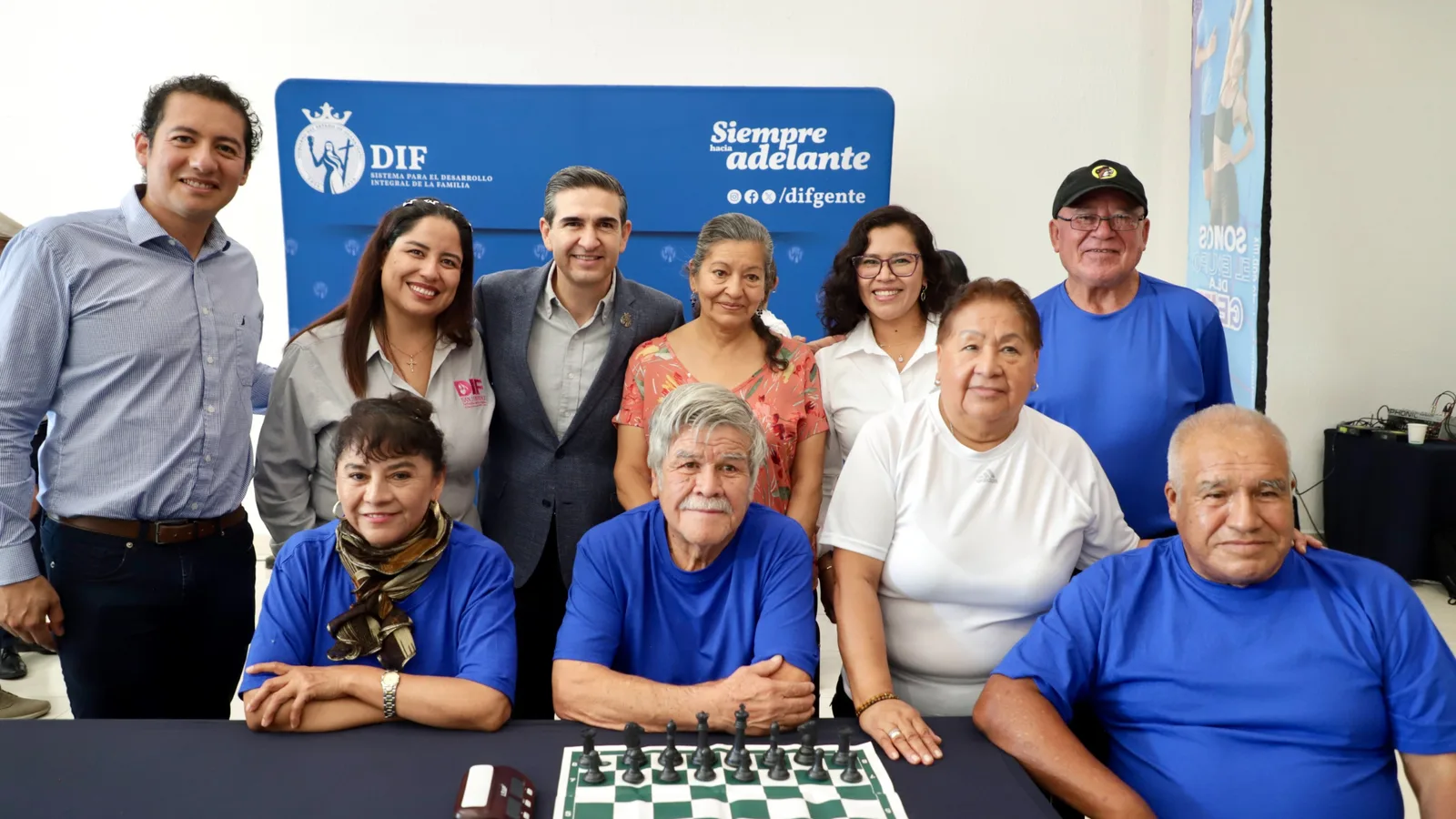 Personas mayores de Guanajuato compiten en torneo de ajedrez organizado por DIF Estatal