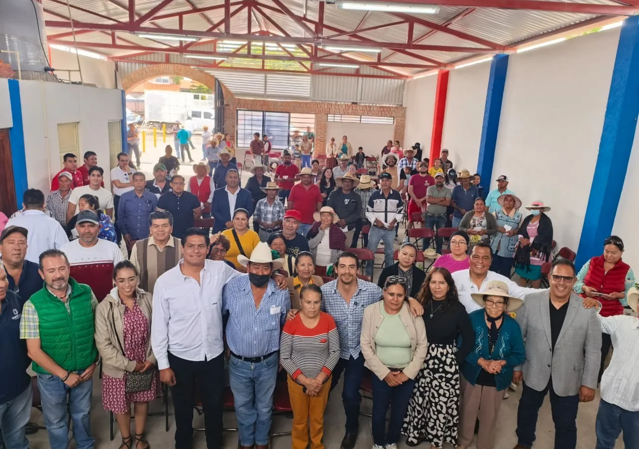 Rehabilitan Casa Ejidal en La Tinaja para beneficiar a 950 habitantes de Querétaro