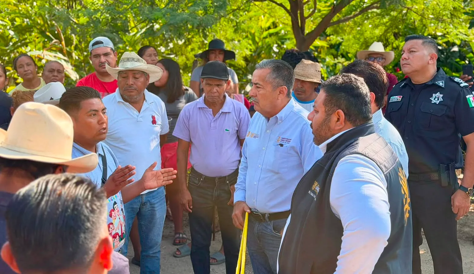 Tras diálogo con funcionarios, liberan vía bloqueada en Agua Caliente, Guerrero