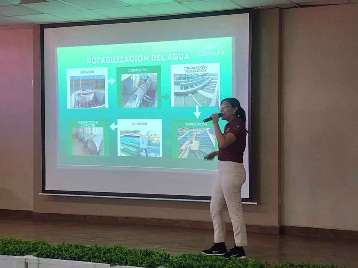 Universidad de Nuevo Laredo refuerza conciencia hídrica con conferencia de COMAPA